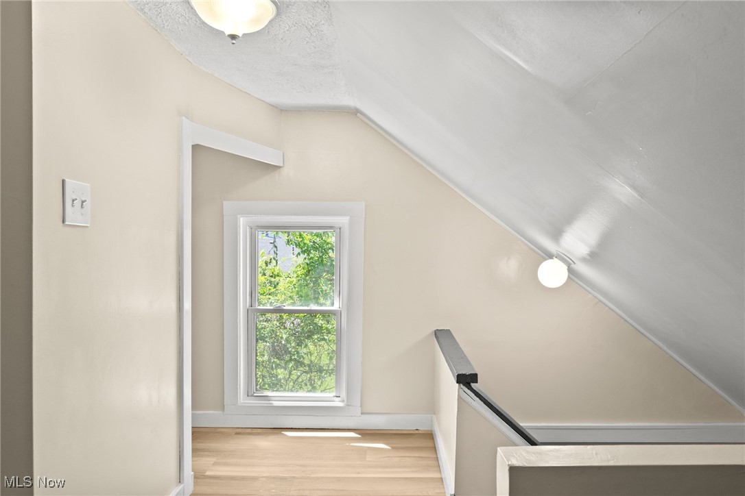 3518 W 97th Street, Cleveland, Ohio image 19