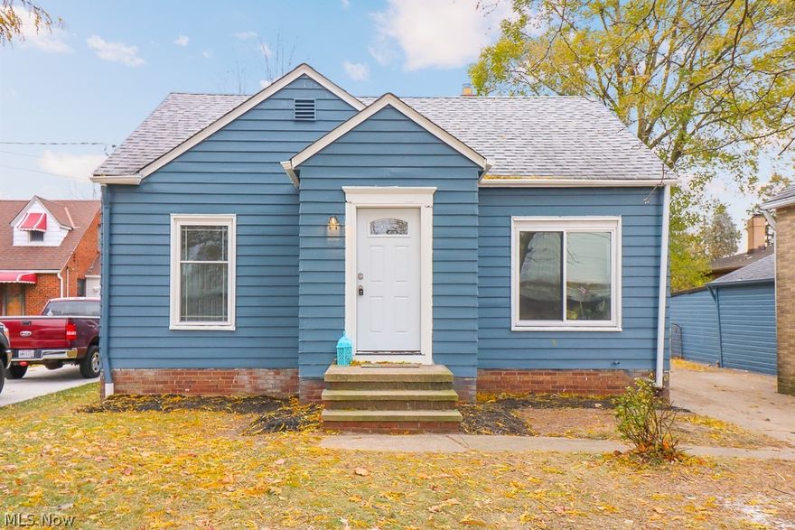 Beautiful home w/ convenient single floor living and with a long list of desirable features- brand new Central air conditioning, brand new furnace, brand new hot water tank, refinished original hardwood flooring, all new vinyl replacement windows, modern fixtures, as well as fresh paint throughout! 
All three bedrooms have original hardwood floors as well. Both full bathrooms have been completely updated and complete with tile, new vanity and fixtures. The very spacious modern eat-in kitchen is fitted with undermount sink, granite countertops, as well as new stainless appliances- dishwasher, refrigerator, mircrowave and range. Partially finished basement offers additional living area and gorgeous renovated full bathroom. Additional bonuses include a
second floor (almost 700 square ft) that can easily be finished and used as extra bedroom, entertainment, fitness, office, etc and is already equipped with HVAC vents; keyless entry on front door;  completely fenced 1 acre lot and a massi