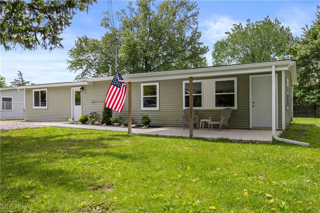 12364 Avalon Drive, Grafton, Ohio image 2