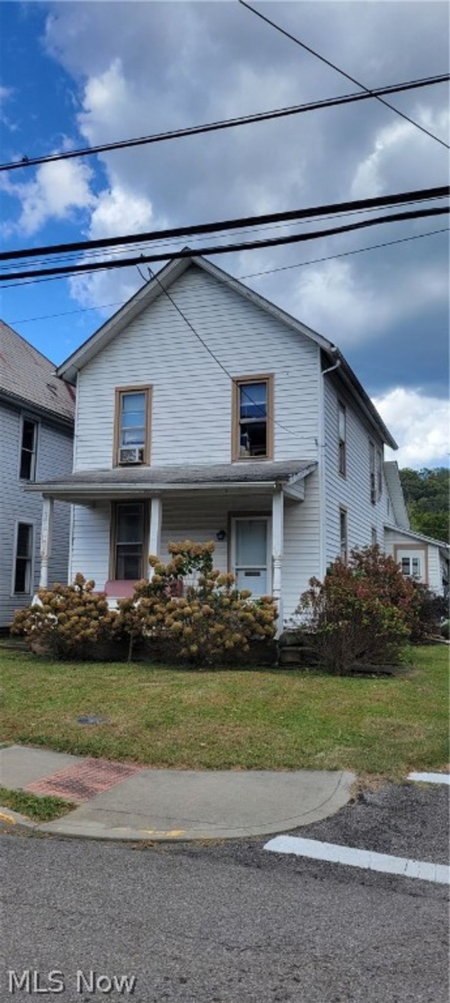 Investors property , already has a tenant ,  living room , dining room , kitchen , half bath and laundry room on the first floor. Two bedroom and bathroom on the second level. Gas furnace, new flooring in the dining room. Located close to all amenities