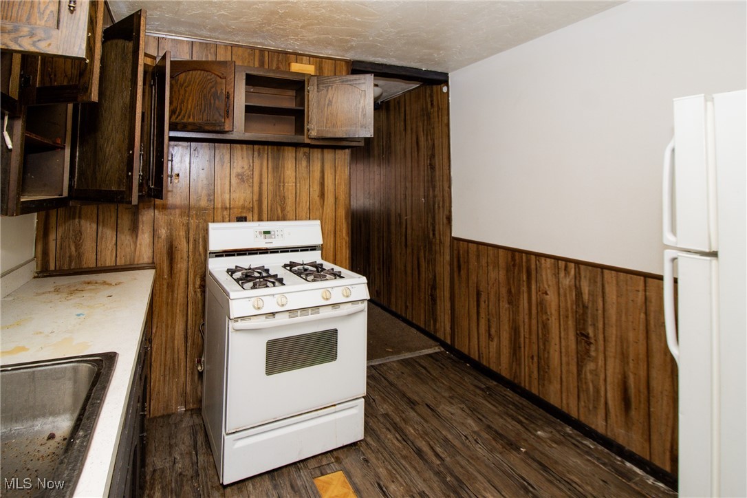 Bedford Dales Condo - Residential