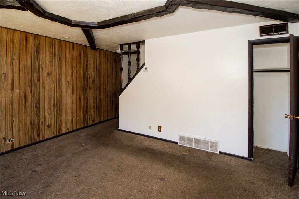 Photo of 200 Dalepark Drive #3, Bedford, OH 44146 (MLS # 5168245)