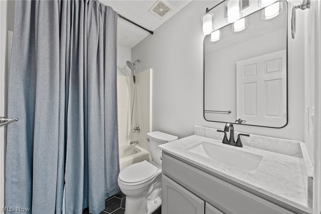 White Oak Estate - Residential