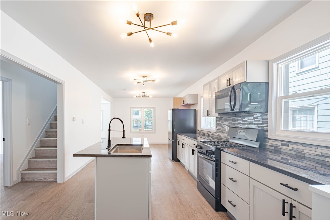 Manor Realty Cos Riverside Mn - Residential