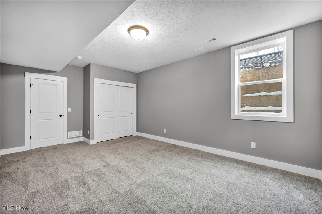 FIELDSTONE LANDING - Residential