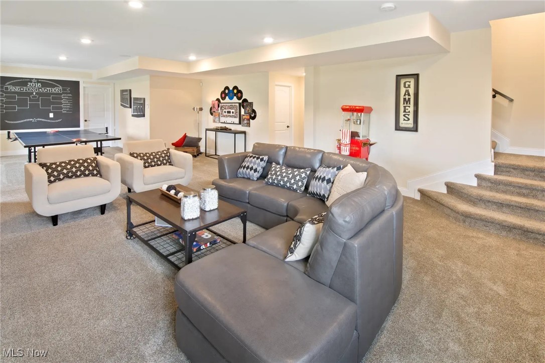 FIELDSTONE LANDING - Residential