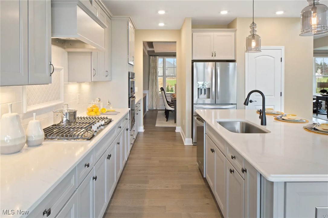 FIELDSTONE LANDING - Residential