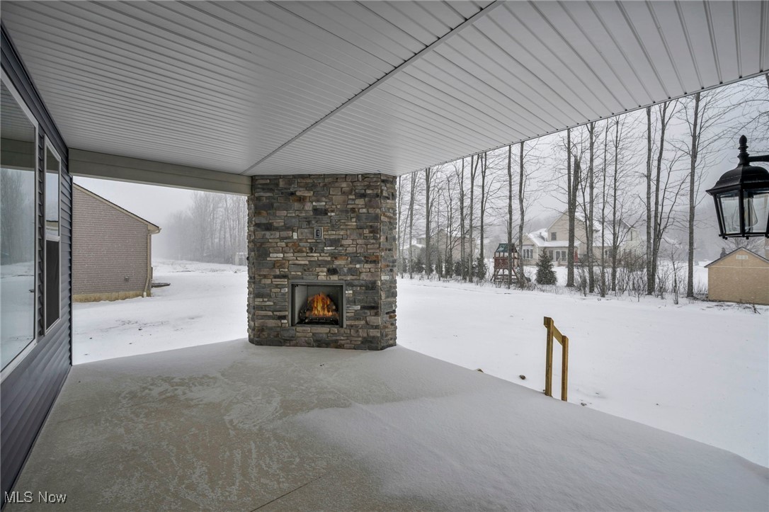 FIELDSTONE LANDING - Residential