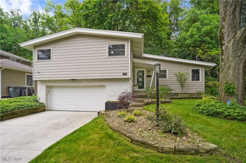 Photo for 615 Reynolds Avenue