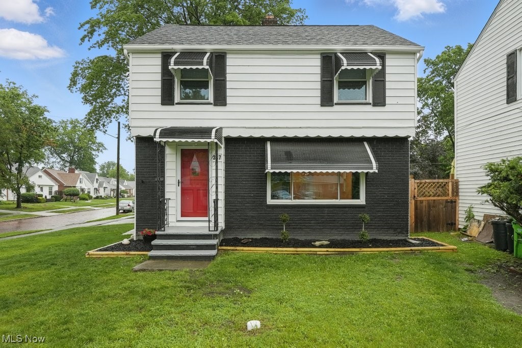 347 E 271st Street, Euclid, Ohio image 1