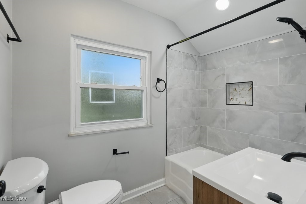 347 E 271st Street, Euclid, Ohio image 22