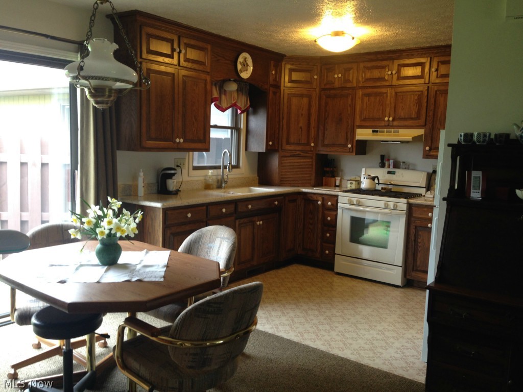 Spring Hill Condo - Residential