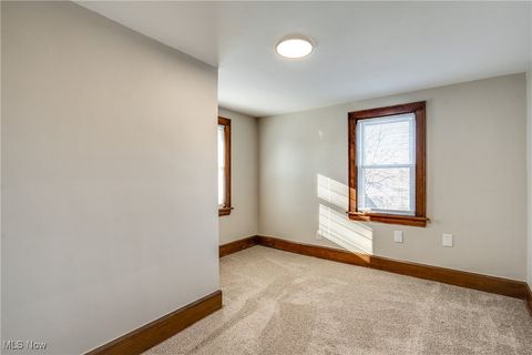 Tiny photo for 1835 Thornapple Avenue, Akron, OH 44301 (MLS # 5178324)