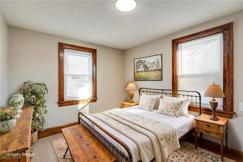 Tiny photo for 1835 Thornapple Avenue, Akron, OH 44301 (MLS # 5178324)