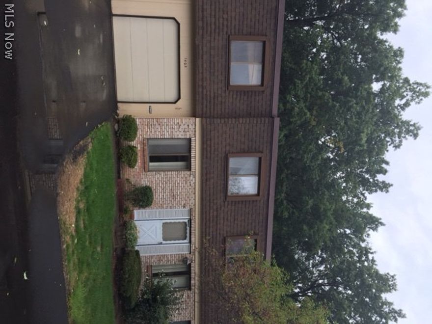 Great Opportunity for under $30K.  Needs TLC.  3 bedroom with 1-1/2 bath, family room, dining room, kitchen, 1 car attached garage.  Cheaper than rent!