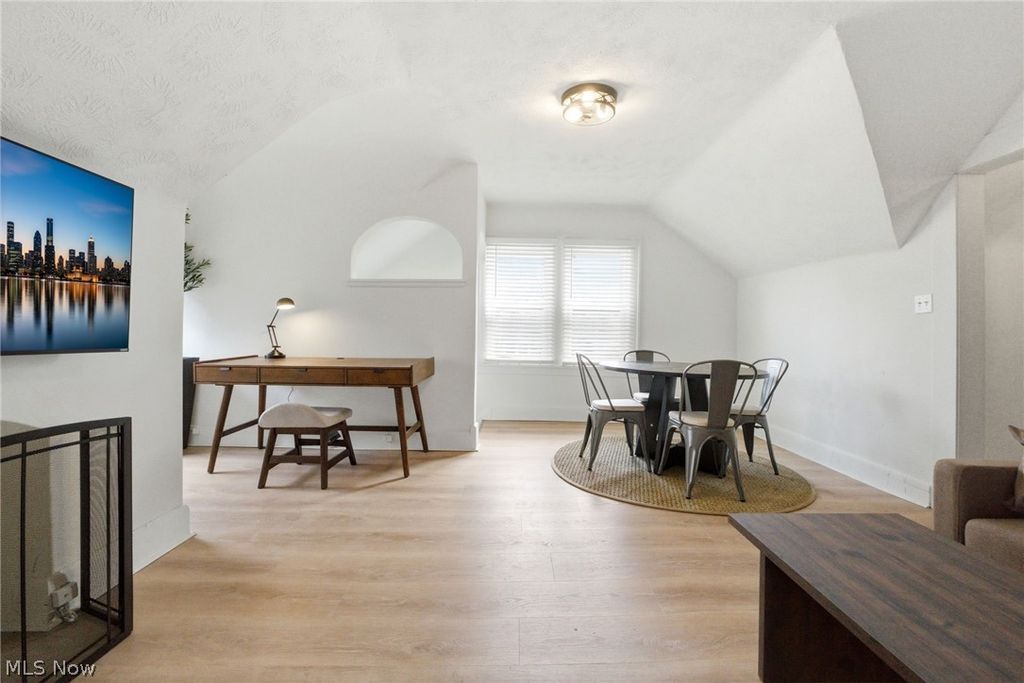 Photo of 3326 E Overlook Road #3, Cleveland Heights, OH 44118 (MLS # 5191699)