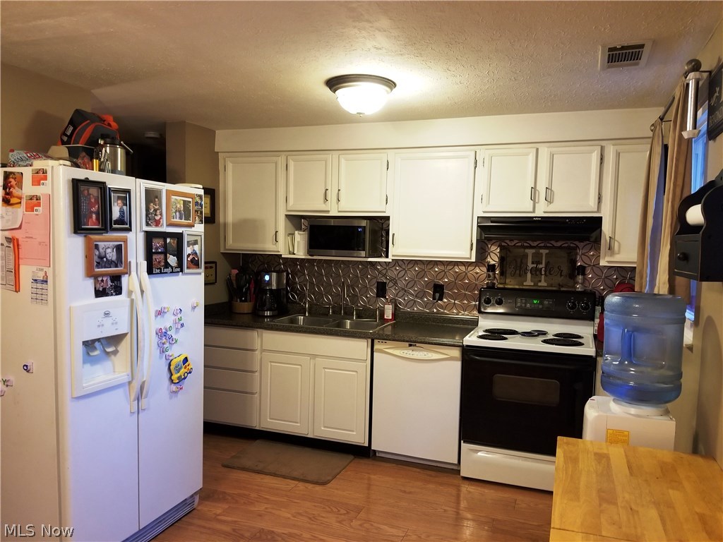 Country - Residential