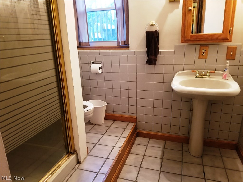 Country - Residential