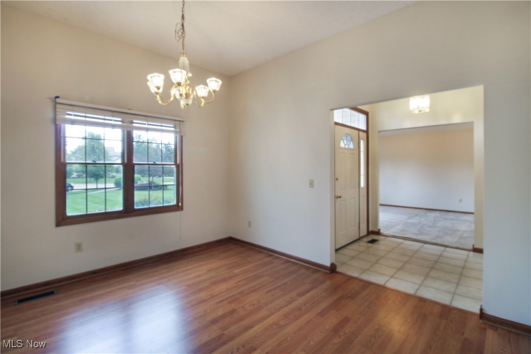 28420 Glen Hollow Lane, Olmsted Falls, Ohio image 15