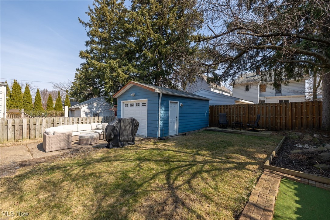 1481 Larchmont Avenue, Lakewood, Ohio image 30