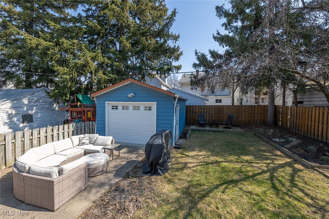 1481 Larchmont Avenue, Lakewood, Ohio image 34