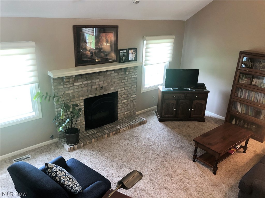 Macintosh Farms Condo 02 - Residential