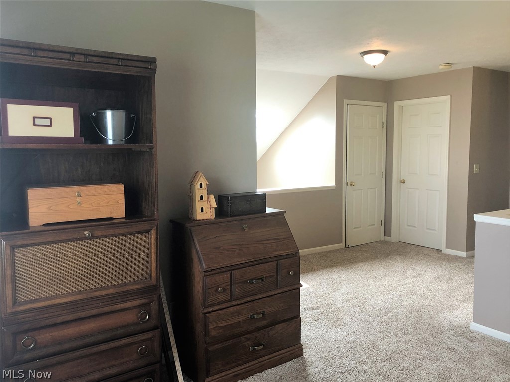 Macintosh Farms Condo 02 - Residential