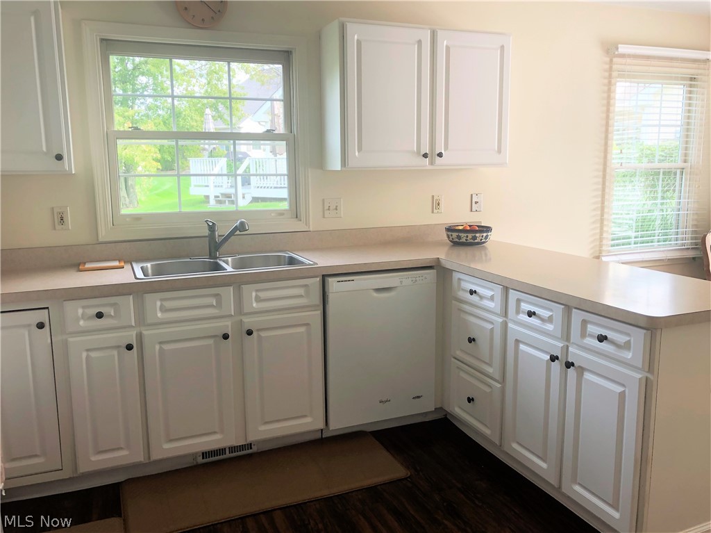 Macintosh Farms Condo 02 - Residential