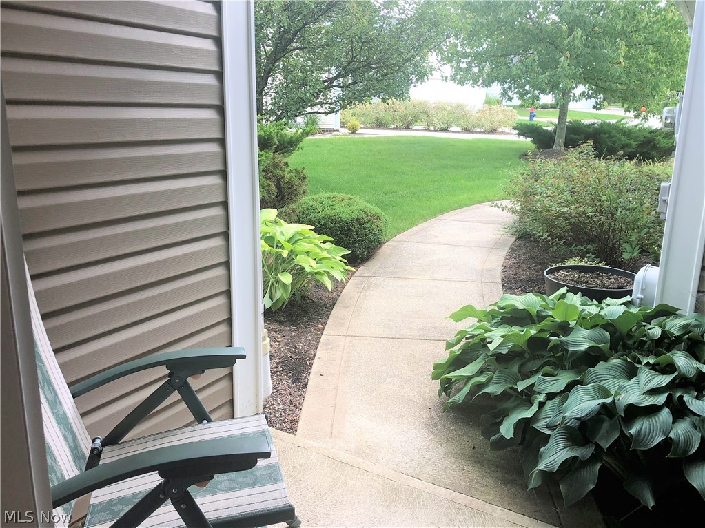 Macintosh Farms Condo 02 - Residential