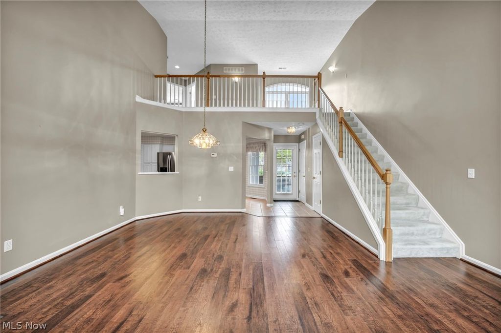 Photo of 2747 Wyndgate Court, Westlake, OH 44145 (MLS # 5199959)