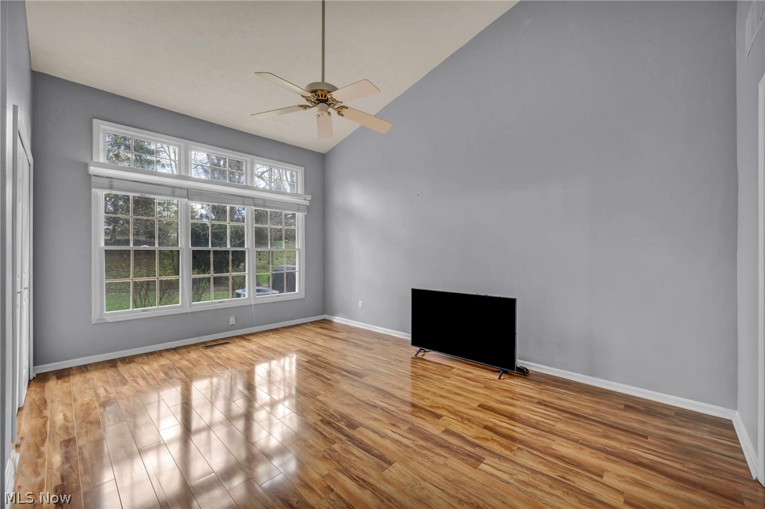 Wyndgate Condo - Residential