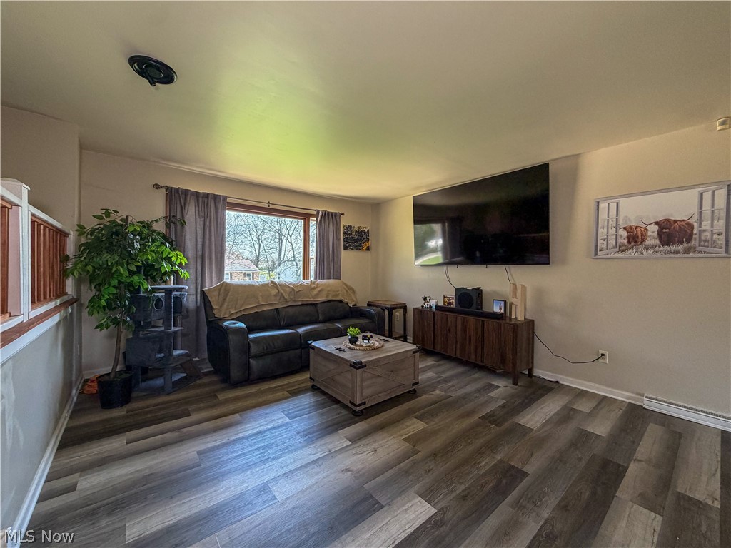 Village Park Estates 04 - Residential