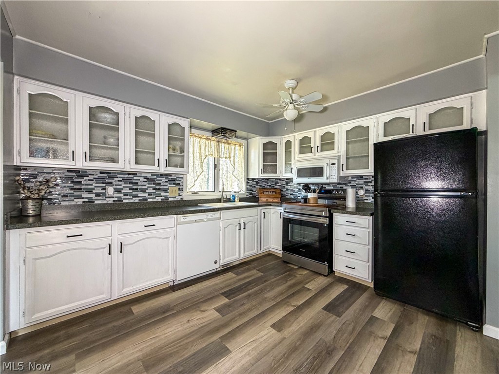 Village Park Estates 04 - Residential