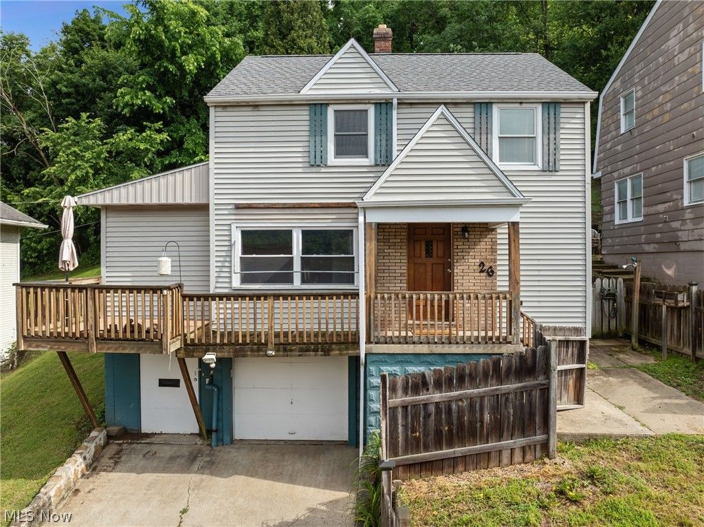 Photo of 26 Elm Street, Bridgeport, OH 43912 (MLS # 5218031)
