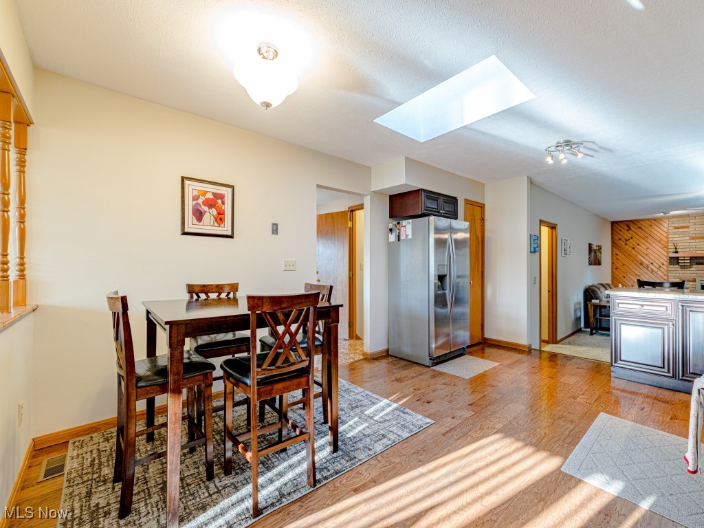 1071 Gettysburg Drive, Parma, Ohio image 9