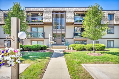 9540 Cove Drive Unit D-12, North Royalton, OH 44133 - #: 5076666