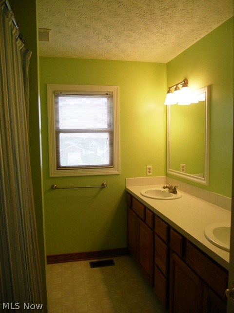 Village/Hartville - Residential