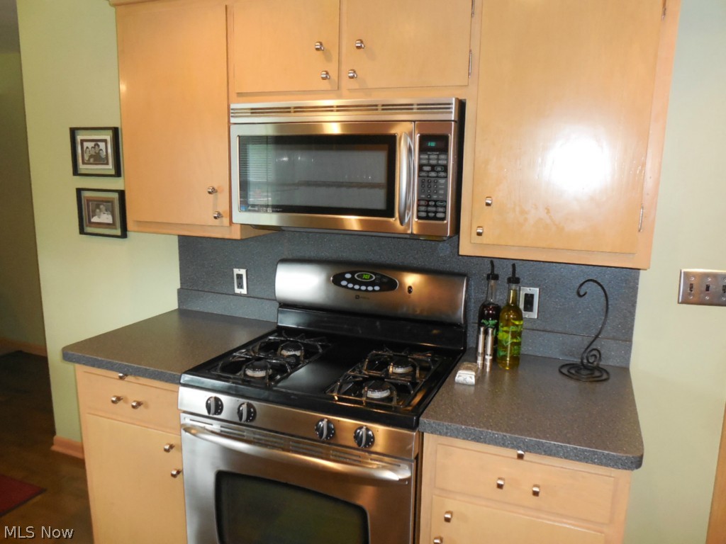 Applewood Acres - Residential