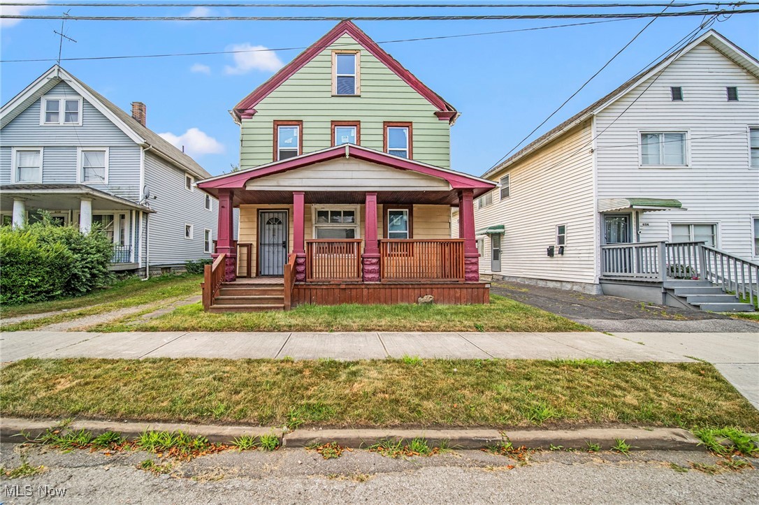 This four-unit property in Slavic Village features aluminum siding and vinyl windows, offering lasting exterior durability. Each unit includes two bedrooms, one bathroom, a spacious living room, and a combined kitchen/dining area. Located near newer construction homes, this is a solid investment opportunity in a growing area. Schedule your showing today!