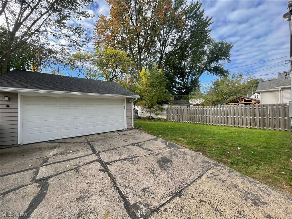 Lorain Woods - Residential