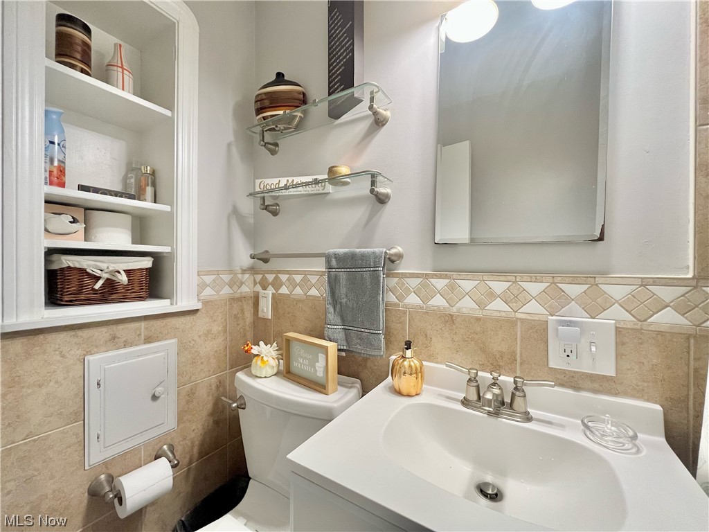 Lorain Woods - Residential