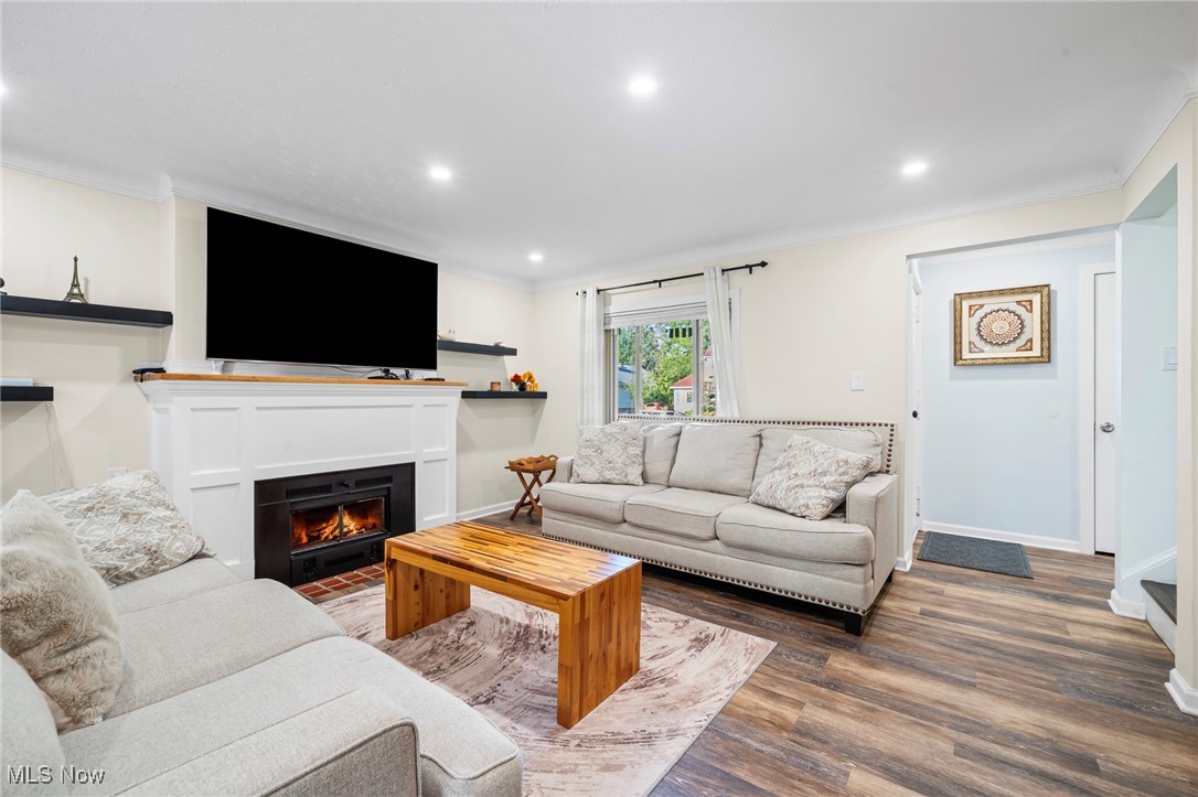 Janmar 04 - Residential