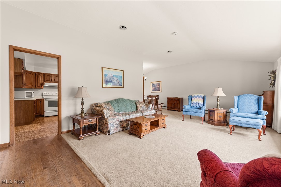28023 Terrace Drive, North Olmsted, Ohio image 6