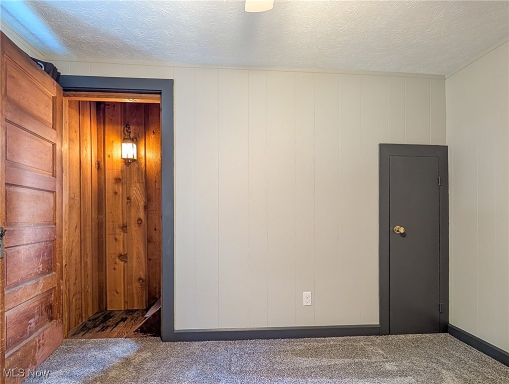 Village/Hartville - Residential