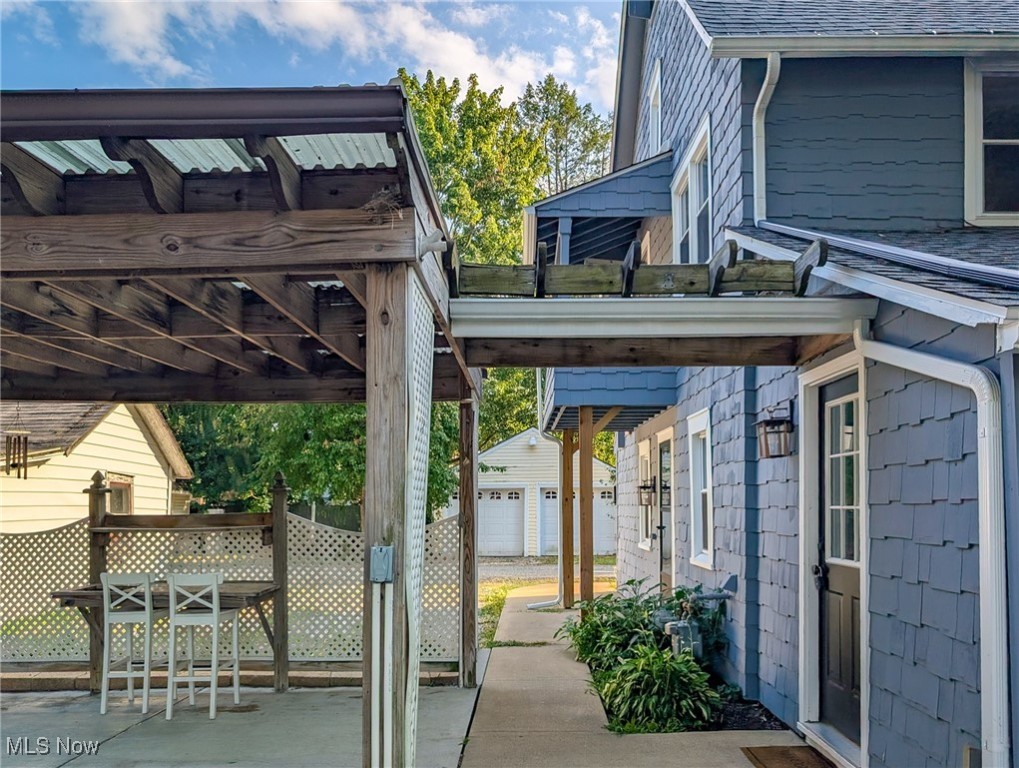 Village/Hartville - Residential