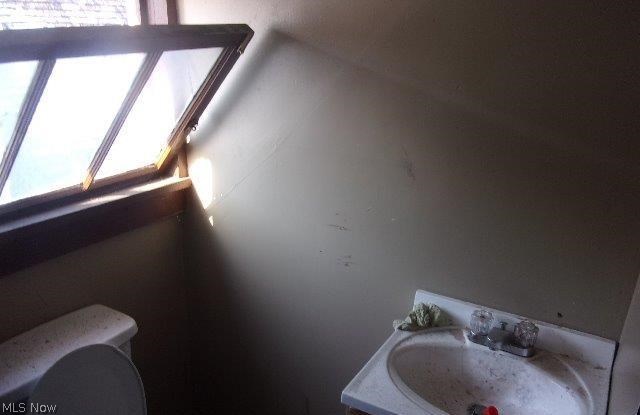 D Schatzingers Superior Park Su - Residential Income