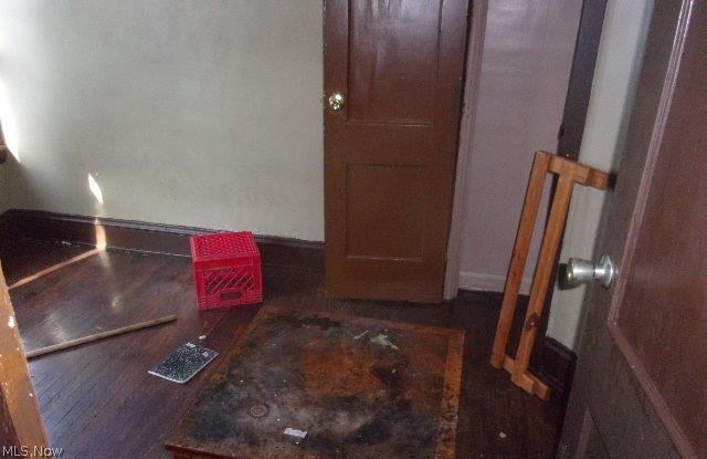 D Schatzingers Superior Park Su - Residential Income