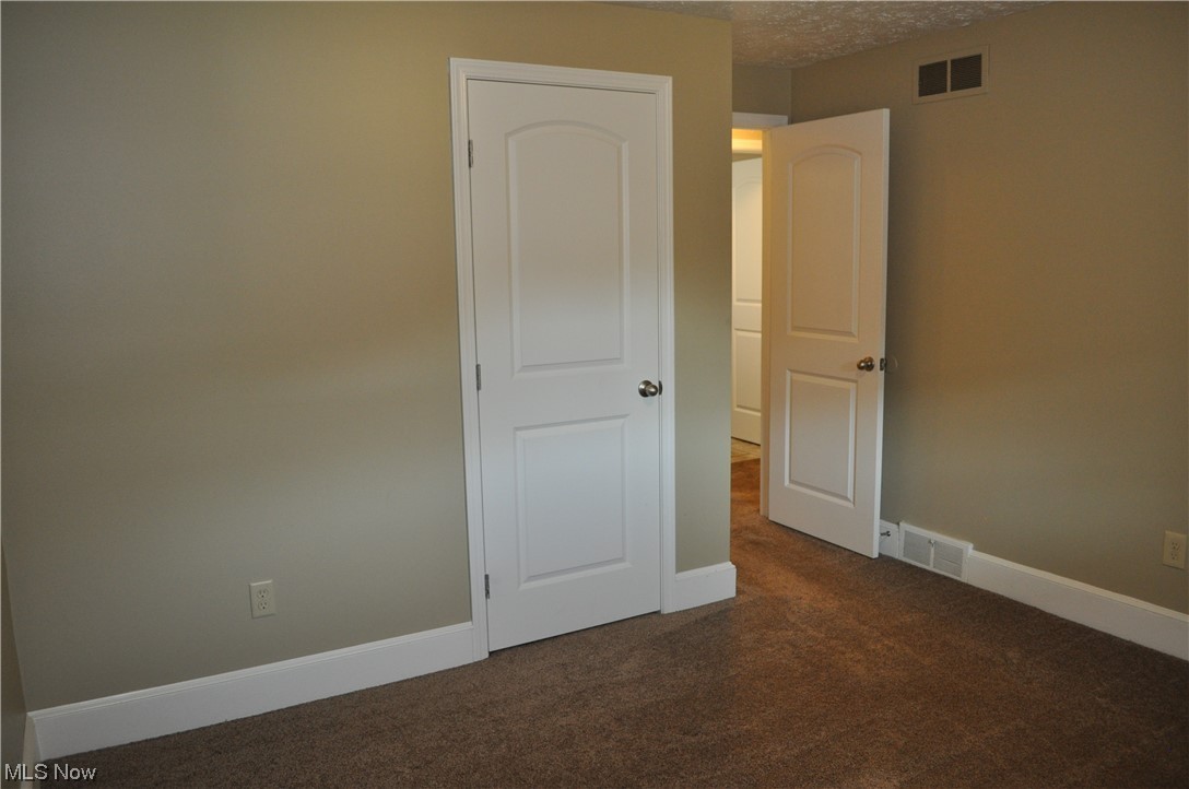 Heatherwood Knolls - Residential Lease