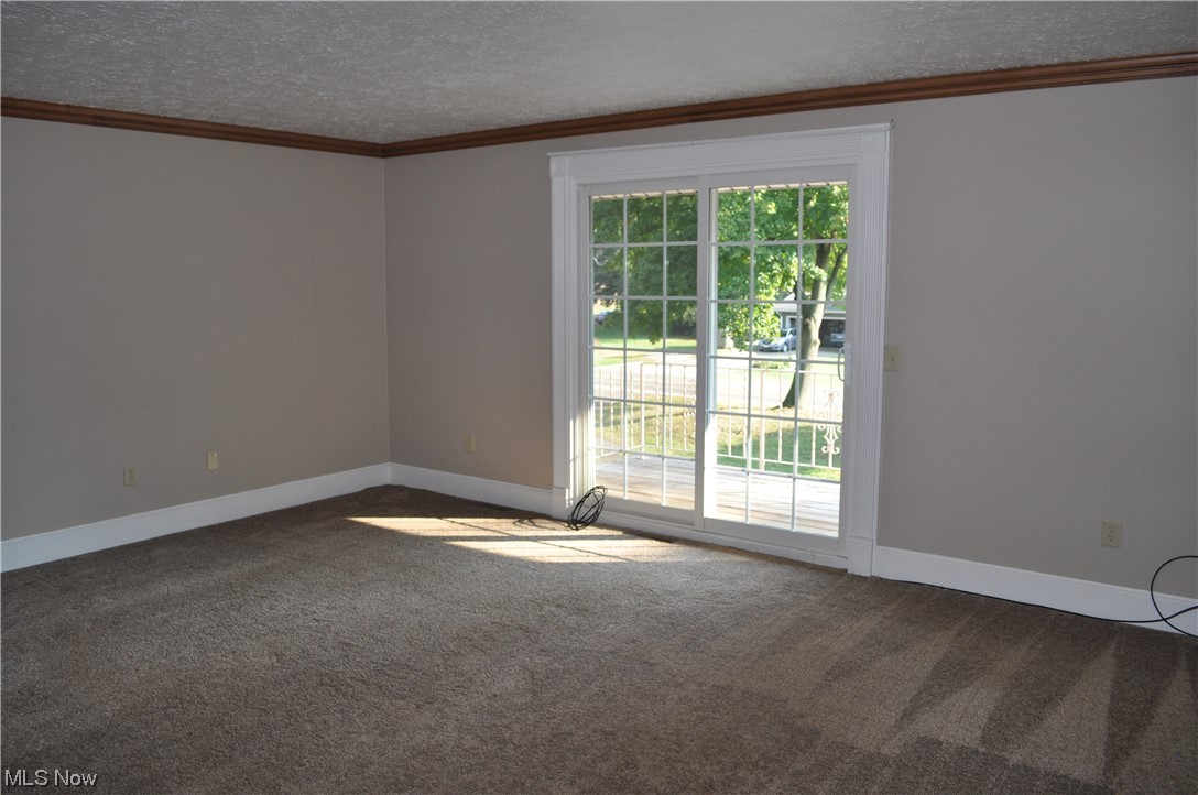 Heatherwood Knolls - Residential Lease