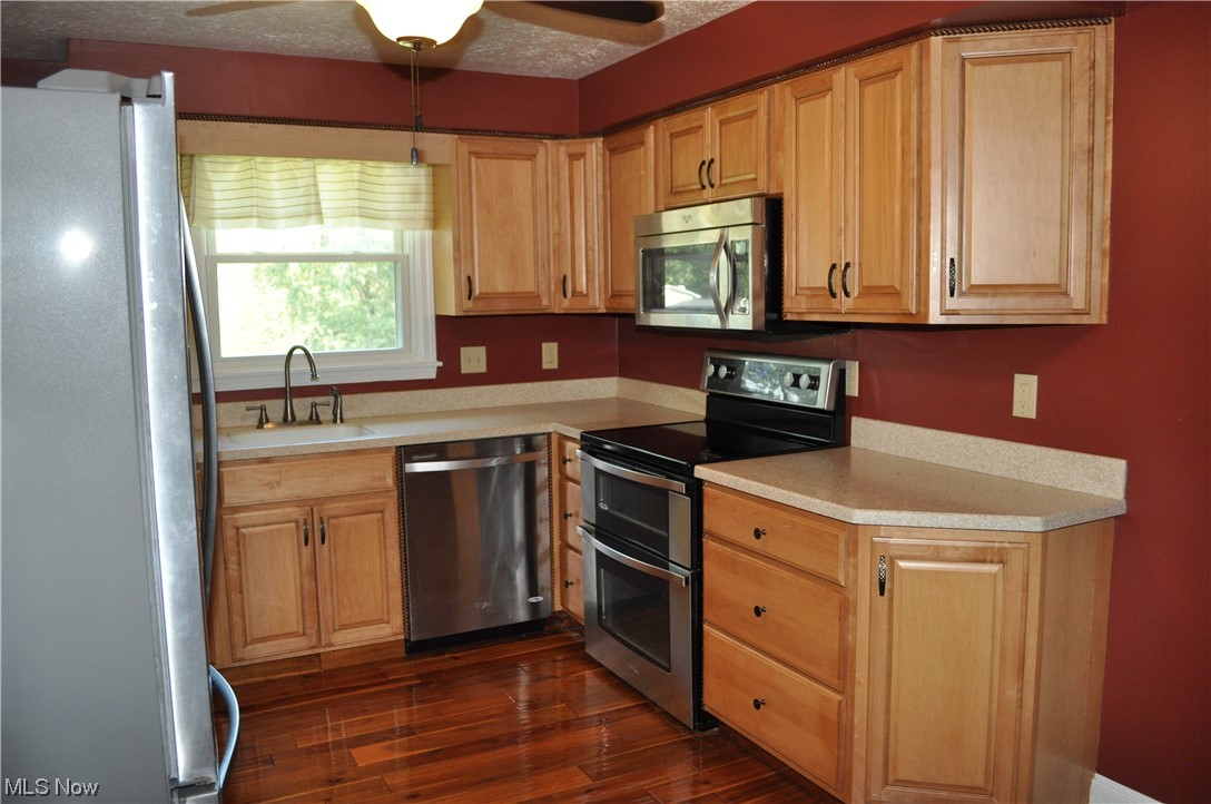 Heatherwood Knolls - Residential Lease